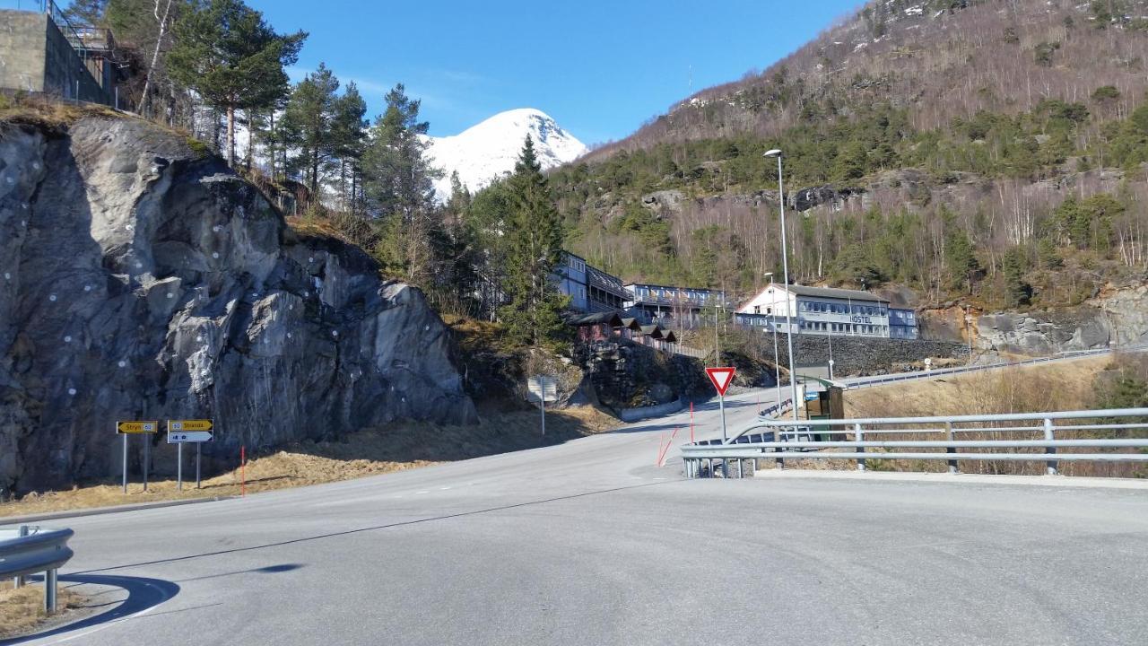 Hellesylt Hostel And Motel Exterior photo