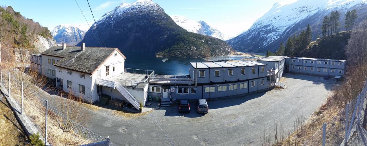 Hellesylt Hostel And Motel Exterior photo